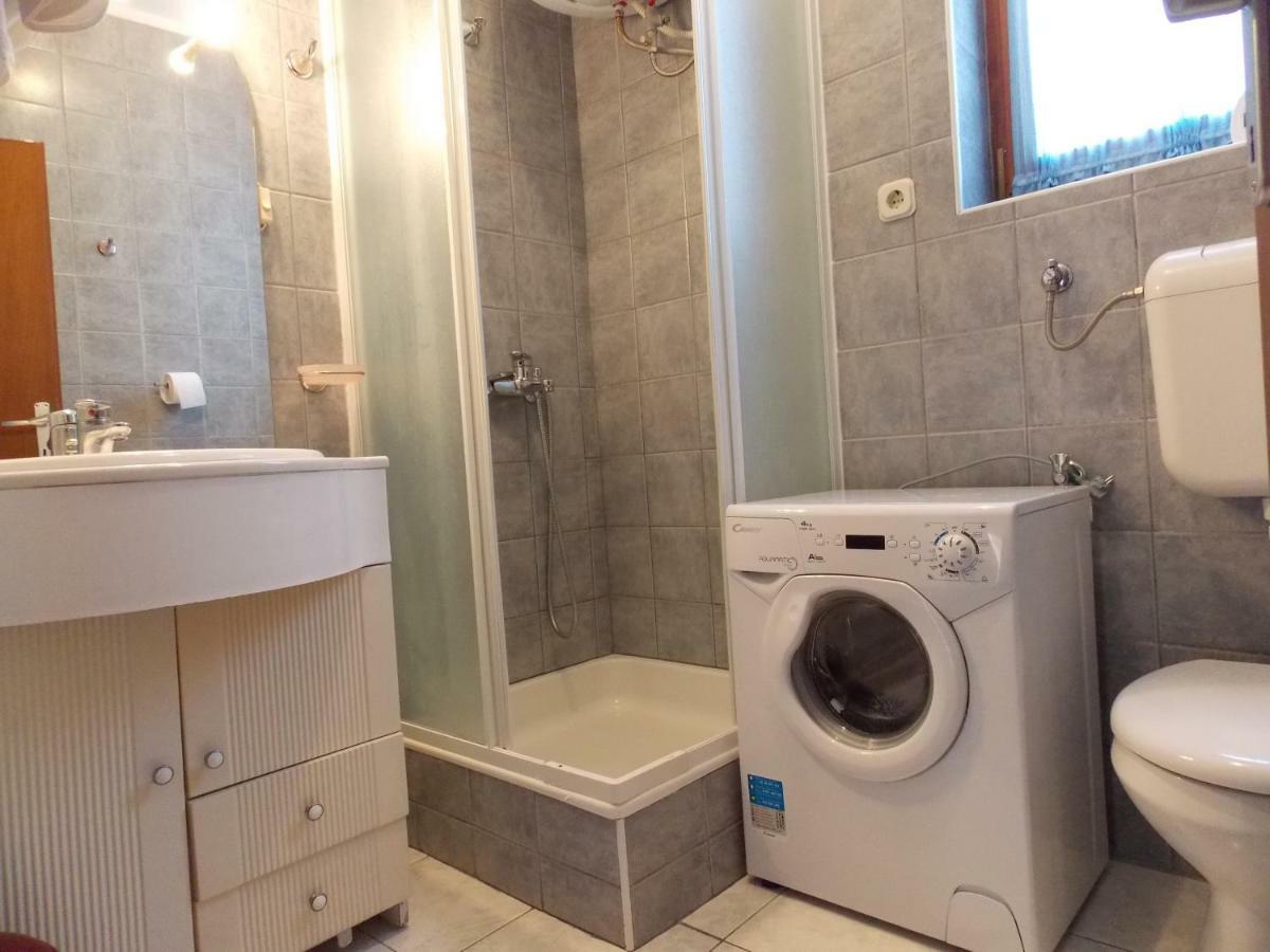 Apartments Rogic Ядраново Екстер'єр фото